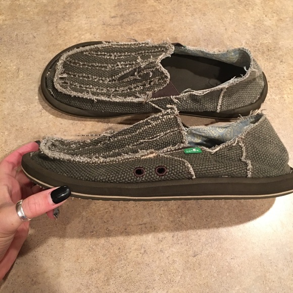 Sanuk Other - Men’s Sanuk shoes size 11